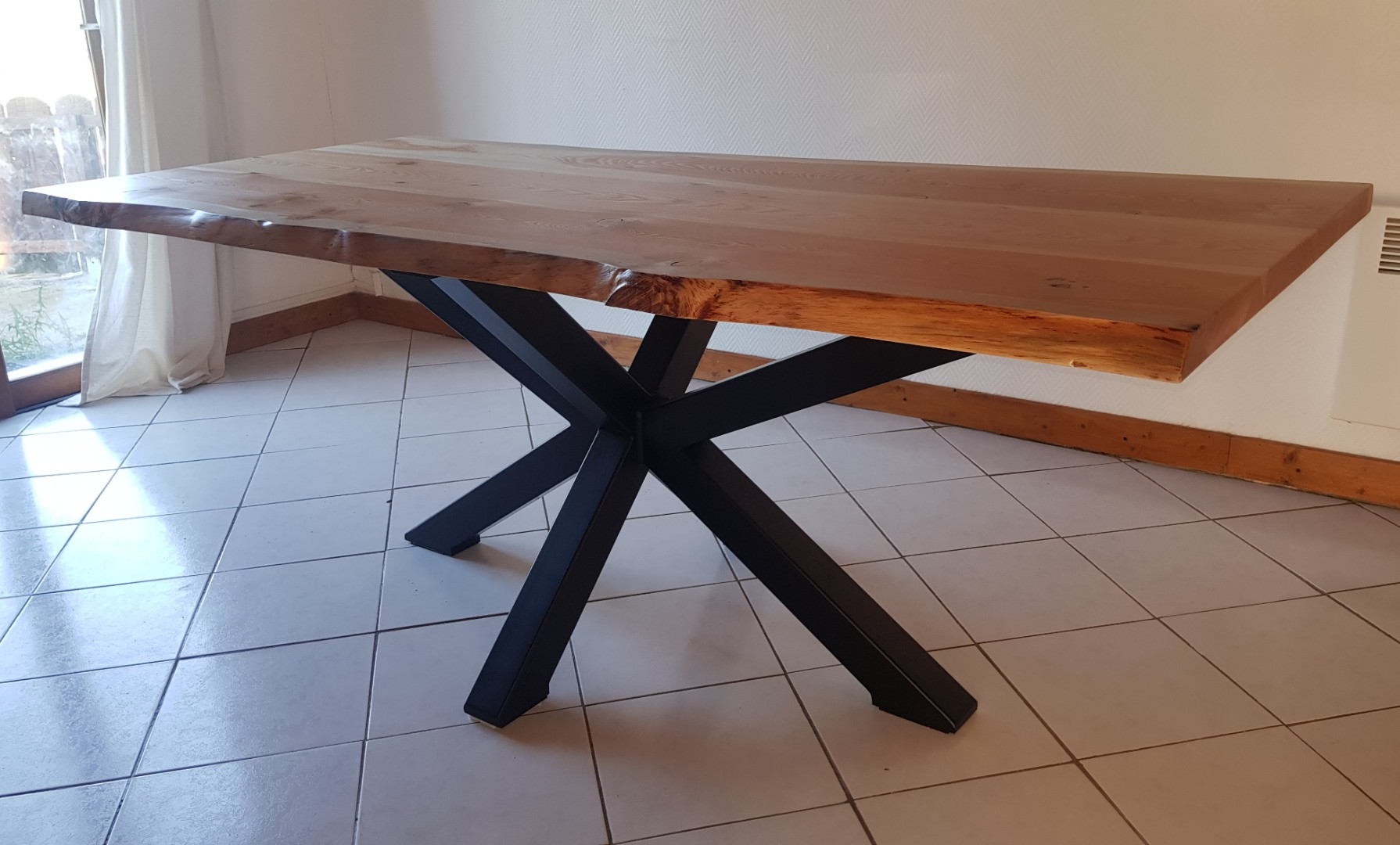 Table pied style industriel